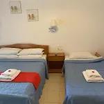 Angelos