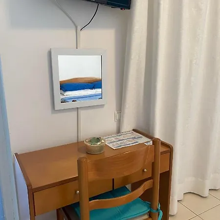 Angelos Apartment *