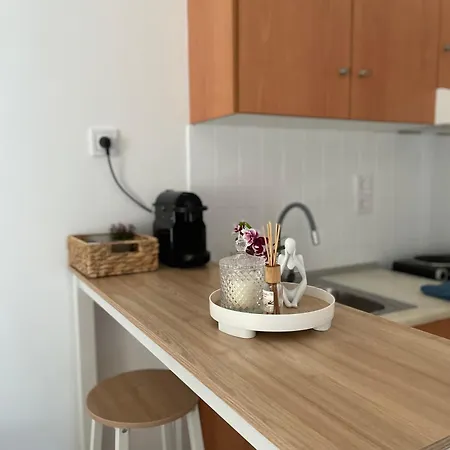 Angelos Apartment *